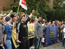 Friedland, 12.9.2015: Antira-Happening statt Neonaziaufmarsch