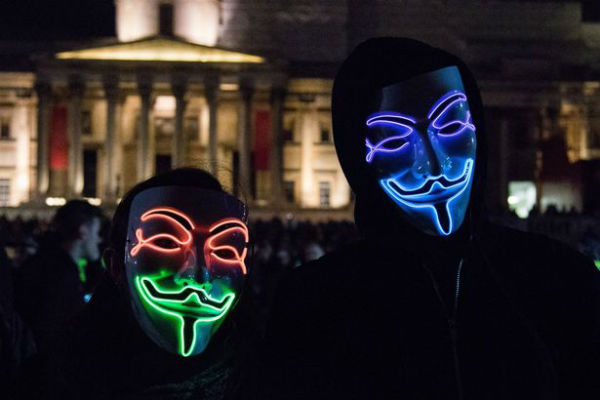 reino-unido-marcha-de-milhoes-de-mascaras-protes-1