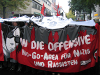 Riesentranspi auf Antifa-Block