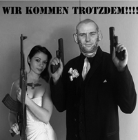 Auf seinem Internet-Blog stellte Messerschmidt im Juli 2008 die unten dokumentierte Fotomontage zur Schau. Bereits hier posierte er neben seiner Freundin Alena H. mit Schusswaffen und der Ankündigung „wir kommen trotzdem!!!!“ (zum verbotenen Rechtsrockkonzert ins Moon Light).