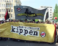 Antifa-Demo in Berlin 2004