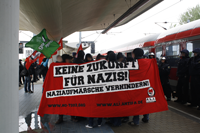 Antifa am Bahnhof Wolfsburg