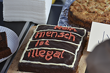 Kein Mensch ist illegal Kuchen