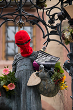 Auch das Gänseliesel mobilisiert für die Demo gegen Überwachung