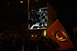 Antifa Fahne an der Todesstelle von Conny