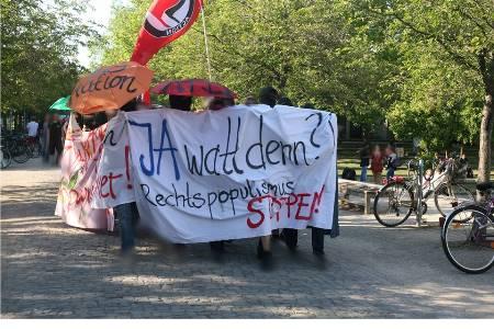 JA-Vortrag abgesagt — Blockade und Spontandemonstration